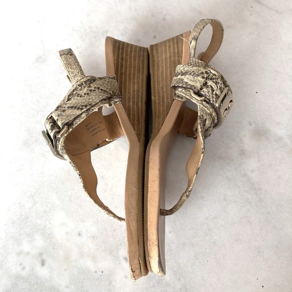 Coach wedge slingback Danielle sandal, neutral snakeskin / python print, t strap - Picture 6 of 8